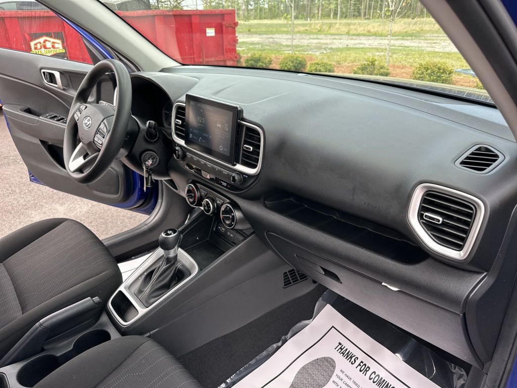 2022 Intense Blue Hyundai Venue SE FWD SUV