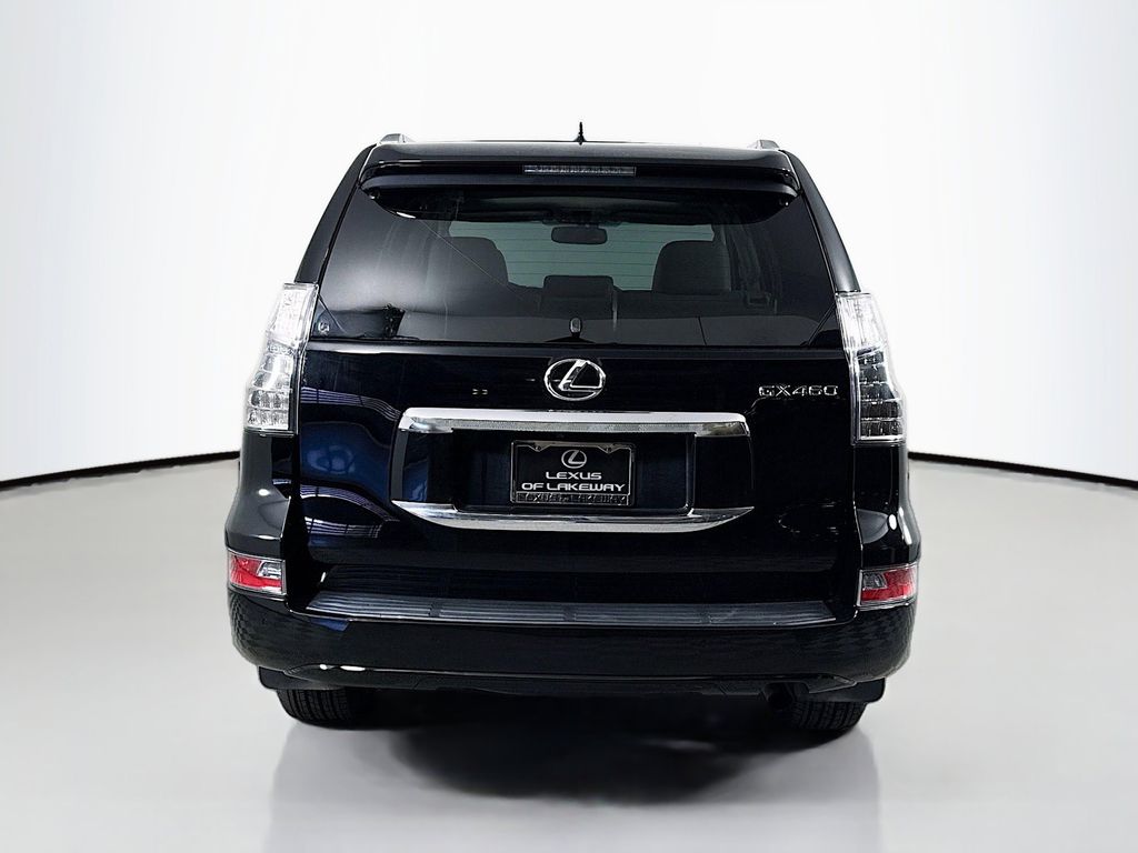 Thumbnail: 2016 Lexus GX - 6