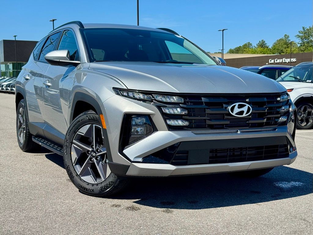 Shimmering Silver 2026 Hyundai Tucson SUV / Crossover Front-Wheel Drive 8-Speed Automatic