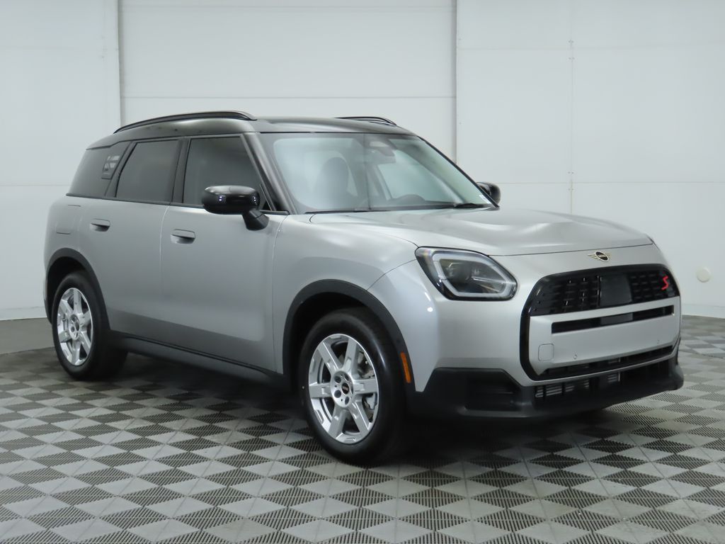 2025 MINI Cooper Countryman Base 4