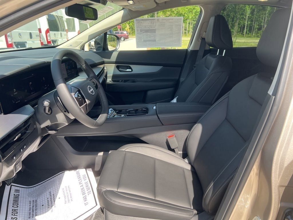 2025 Champagne Silver Metallic Nissan Murano SL AWD SUV