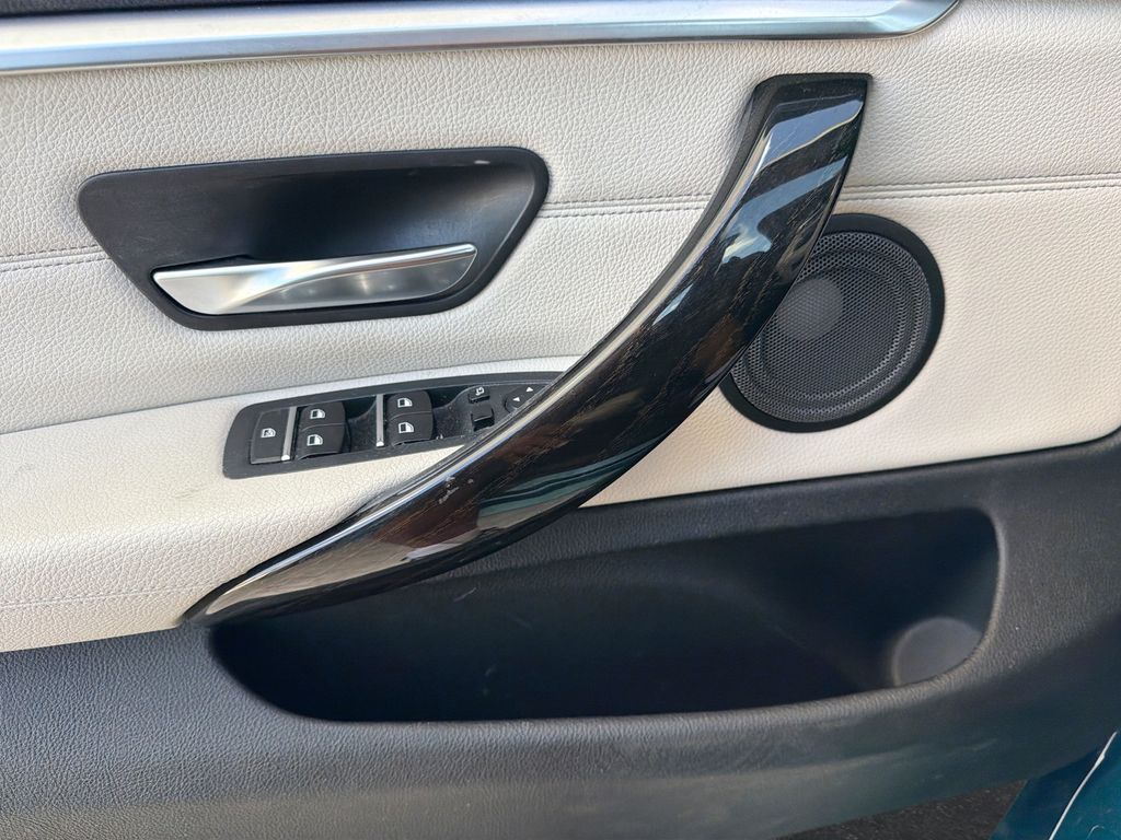 Thumbnail: 2018 BMW 4 Series - 28