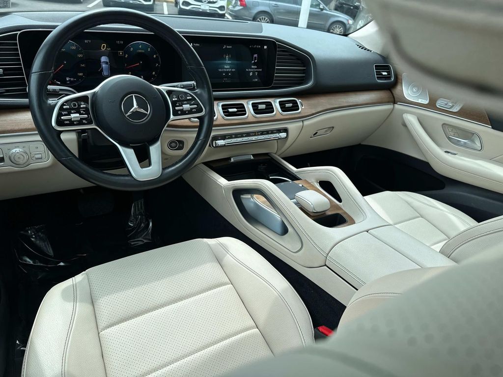 Thumbnail: 2022 Mercedes-Benz GLE - 8