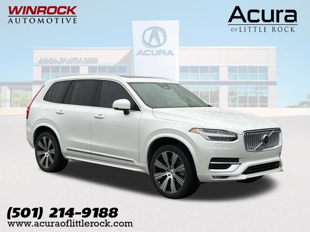 2025 Volvo XC90 B6 Plus Bright Theme 6-Passenger AWD