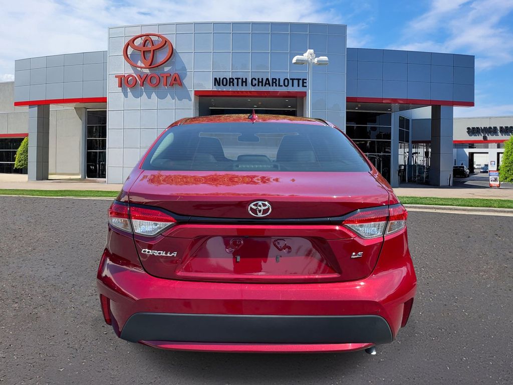 Used 2022 Red Toyota LE image 5