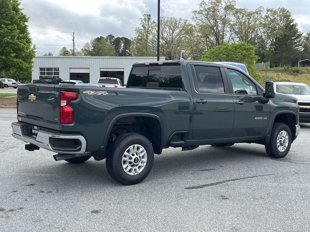 2025 Chevrolet Silverado 2500HD LT photo