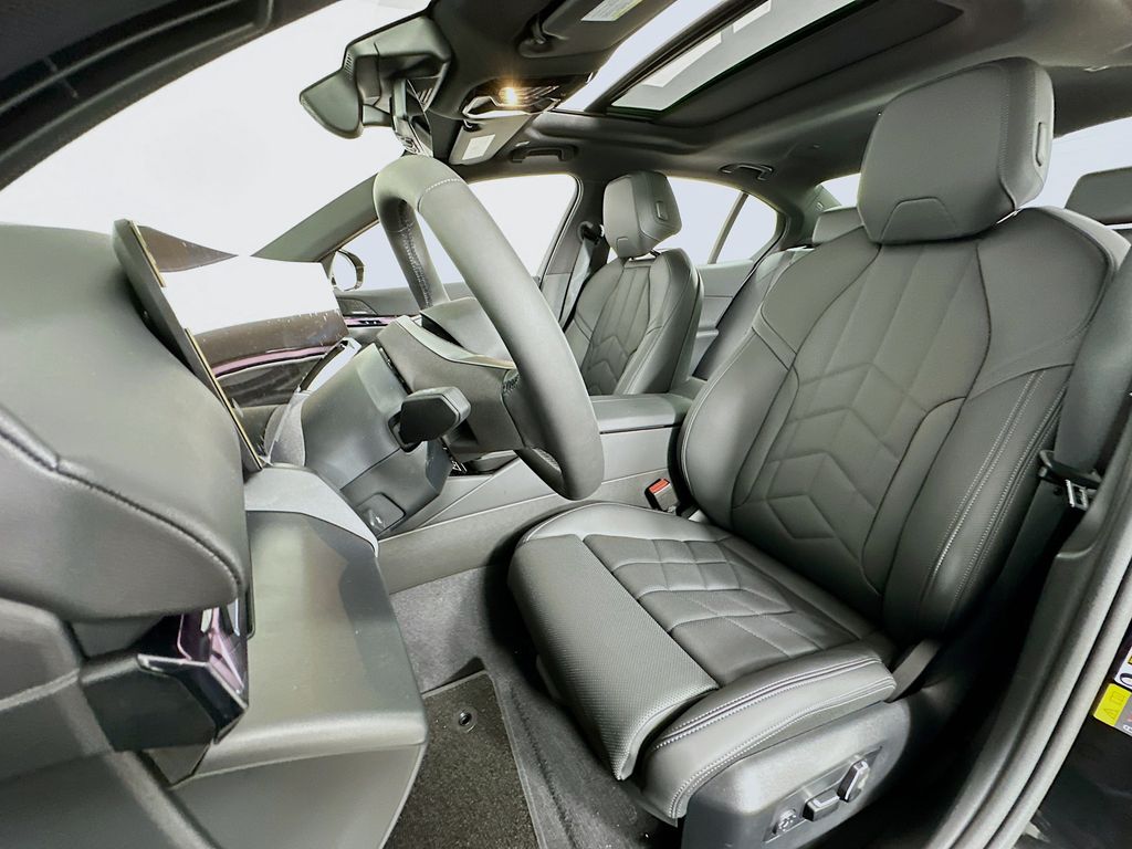 Thumbnail: 2024 BMW i5 - 16