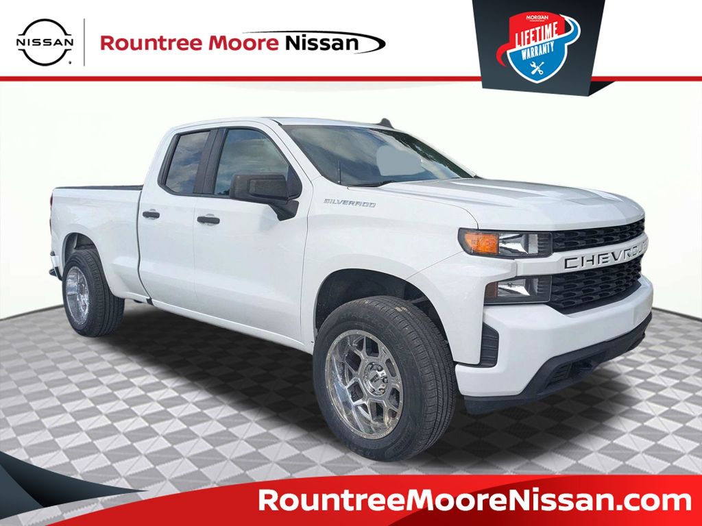 Summit White 2020 Chevrolet Silverado 1500 Pickup Truck 4X2 6-Speed Automatic Overdrive