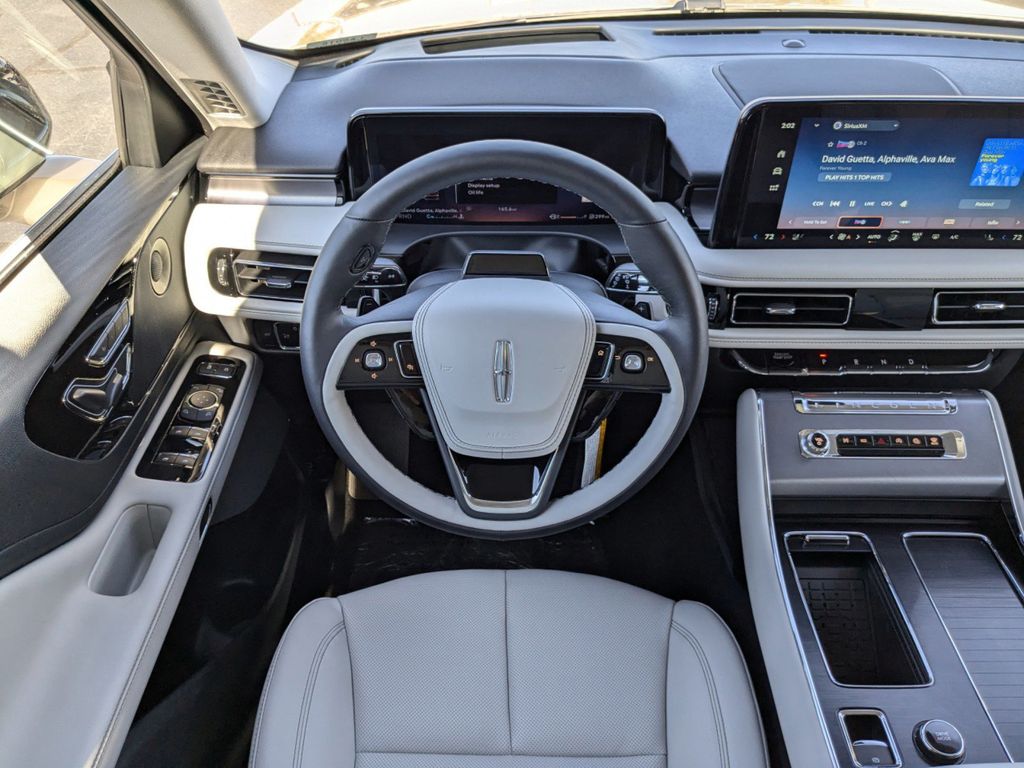 2025 Lincoln Aviator Premiere