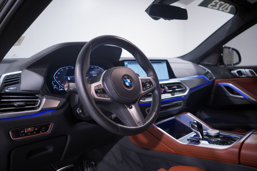 Thumbnail: 2023 BMW X6 - 6