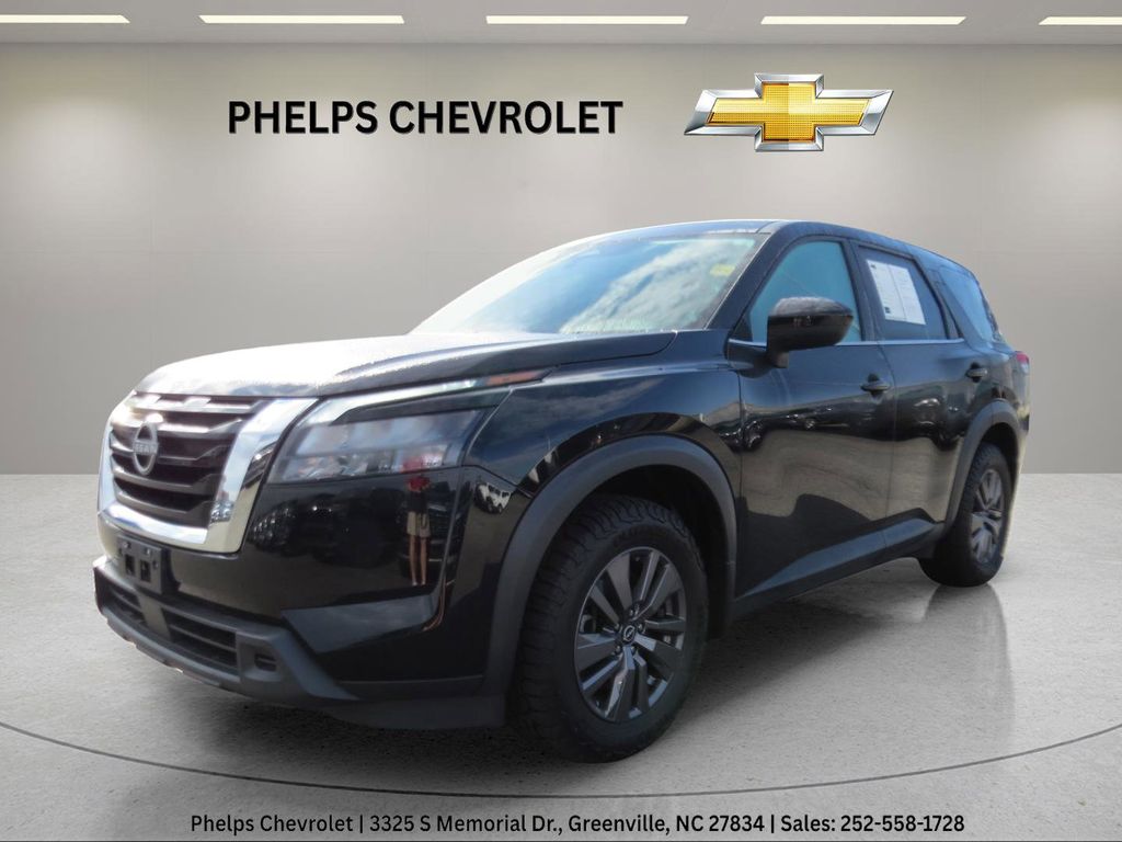 2023 Nissan Pathfinder S 4WD