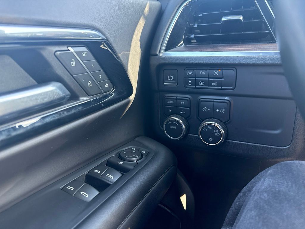 2025 Chevrolet Tahoe LT Black at Grove City Ford