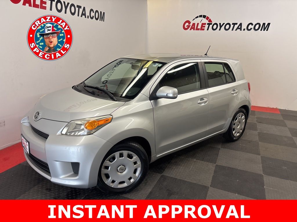 Silver Streak Mica 2010 Scion xD Base Hatchback Front-Wheel Drive 4-Speed Automatic Overdrive