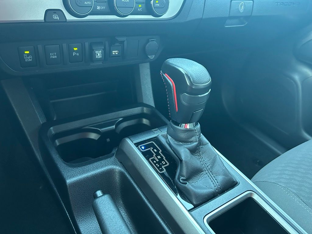 2023 Toyota Tacoma SR5 27