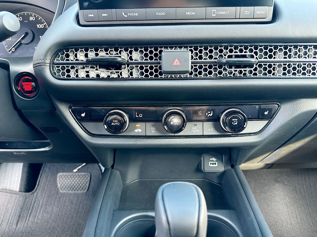 2025 Honda HR-V Sport 13
