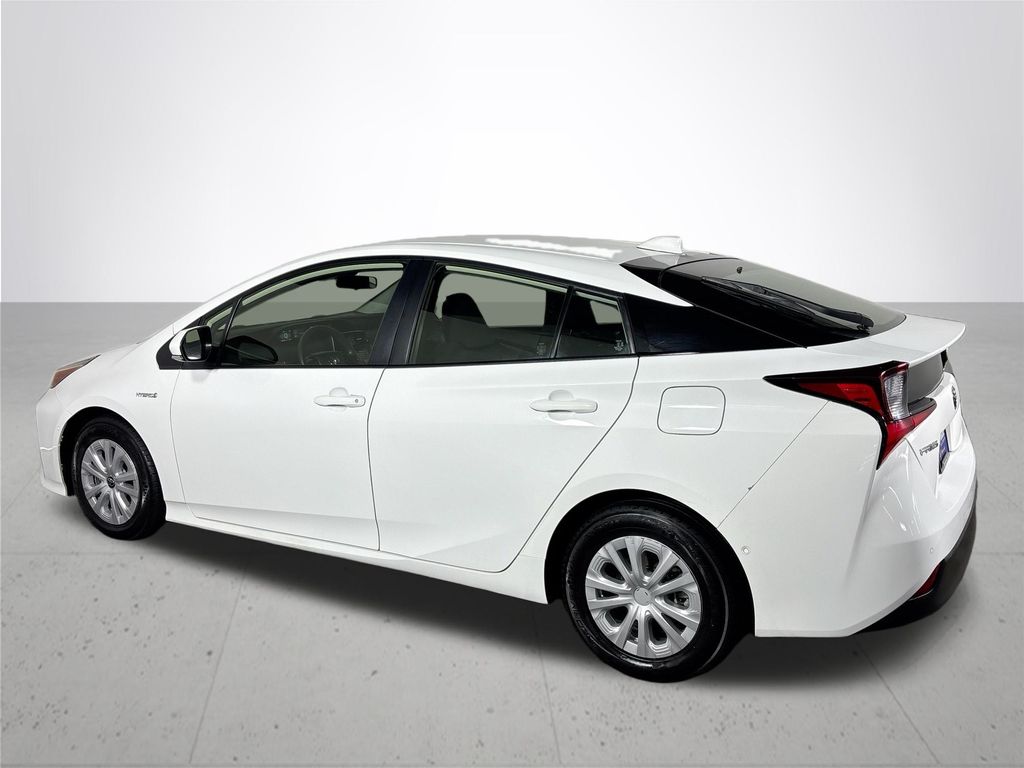 2021 Toyota Prius L