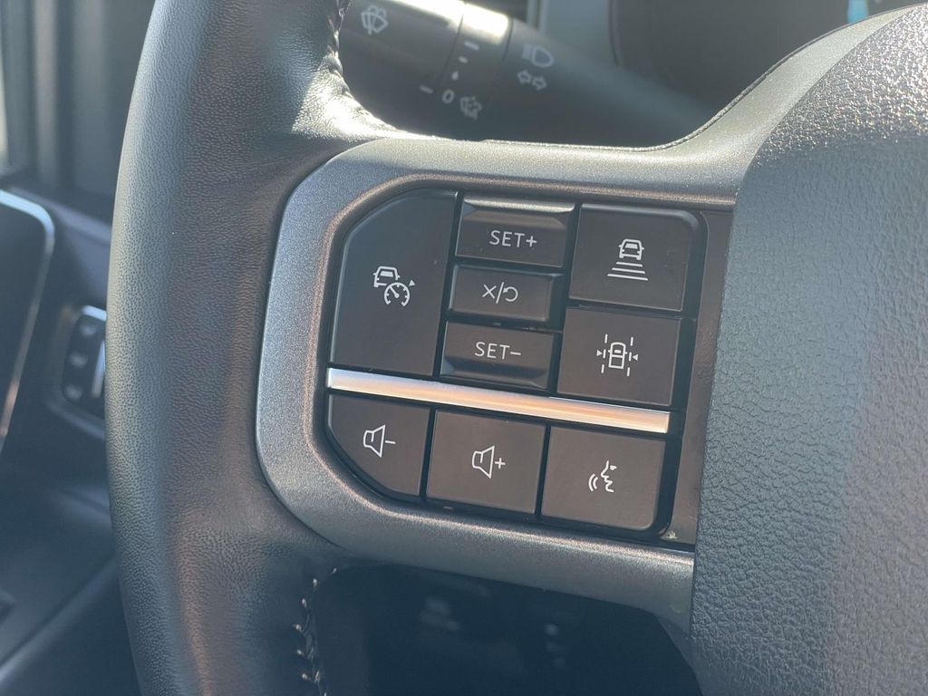 Used 2024 Ford F-150 Lariat 4D SuperCrew