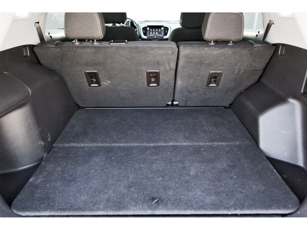 2024 GMC Terrain SLE Black at South Houston Nissan