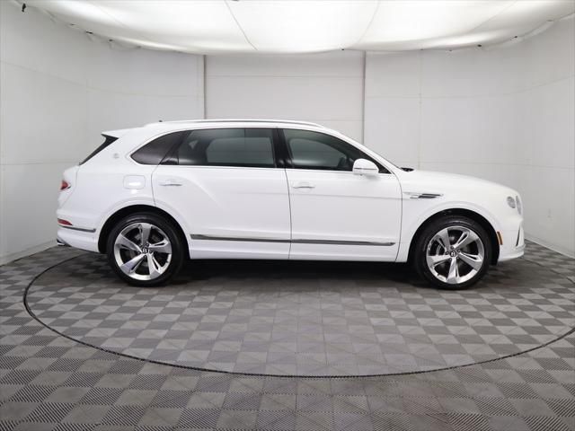 Thumbnail: 2025 Bentley Bentayga - 4