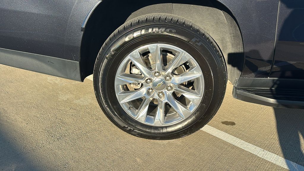 2023 Chevrolet Suburban Premier Gray at Baytown Hyundai