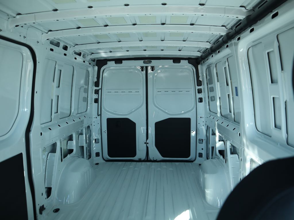 2025 Mercedes-Benz Sprinter 2500 19