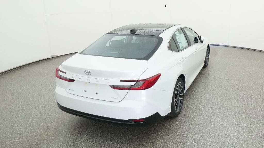 Thumbnail: 2025 Toyota Camry - 18