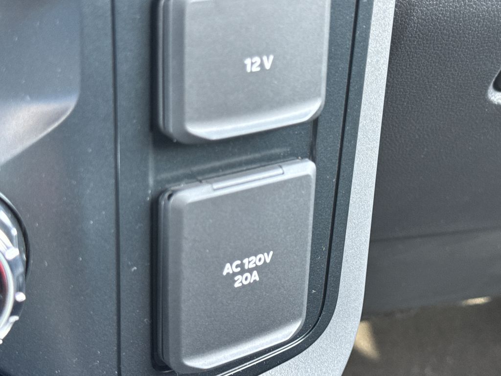 New 2026 White Ford XLT image 38
