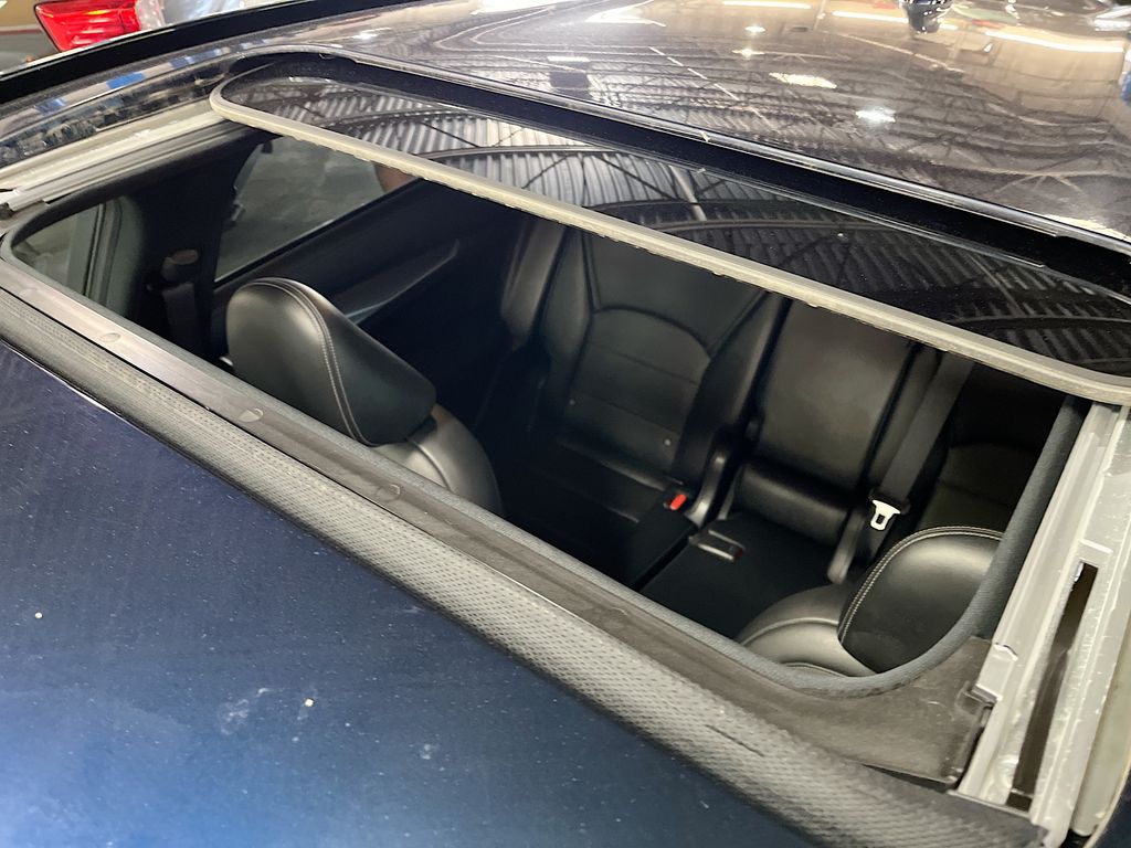 Used 2022 Hermosa Blue INFINITI ESSENTIAL image 23
