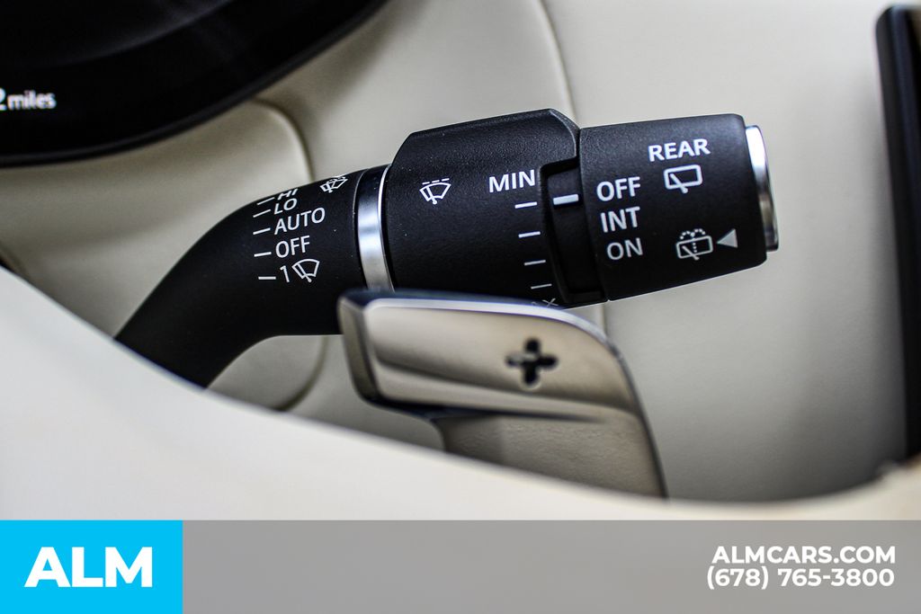 Used 2025 Gray Land Rover SE image 30
