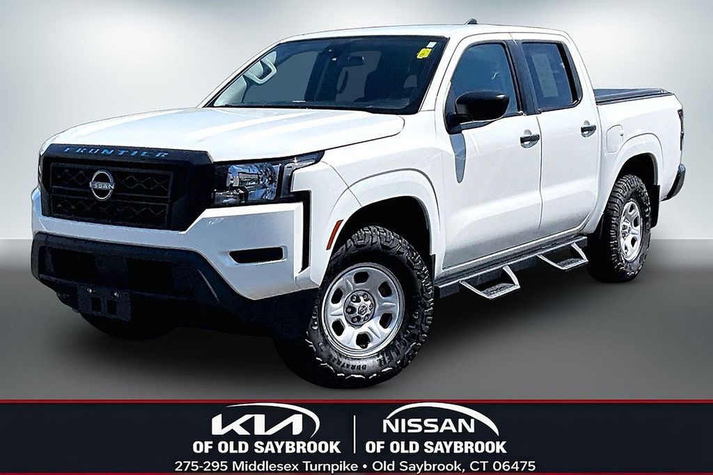 Glacier White 2024 Nissan Frontier Pickup Truck Four-Wheel Drive 9-Speed Automatic Overdrive