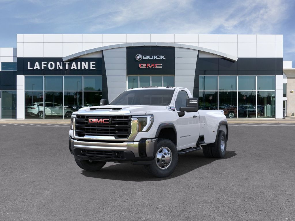 2024 GMC Sierra 3500HD Pro 8