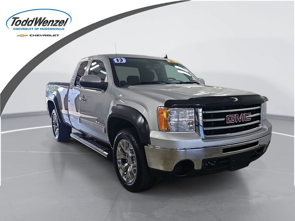 Quicksilver Metallic 2013 GMC Sierra 1500 Pickup Truck Four-Wheel Drive 4-Speed Automatic Overdrive