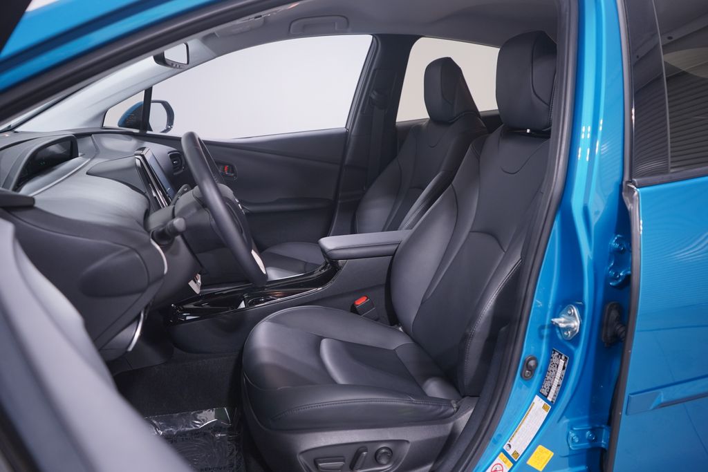 2019 Toyota Prius Prime Advanced 7