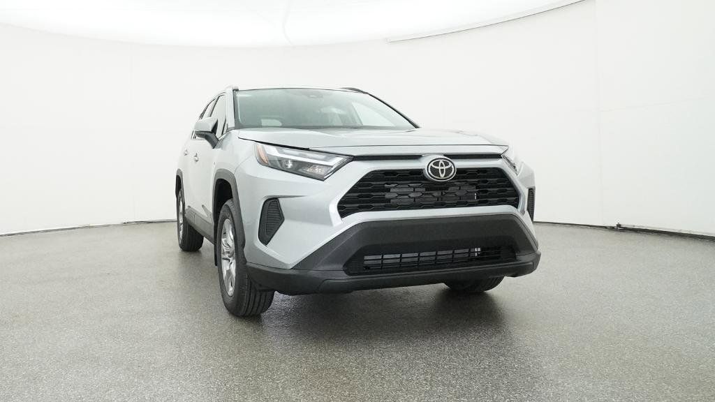 Thumbnail: 2025 Toyota RAV4 - 6