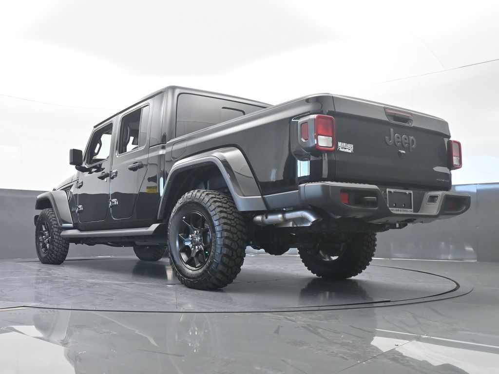 Used 2025 Black Clearcoat Jeep High Tide image 58