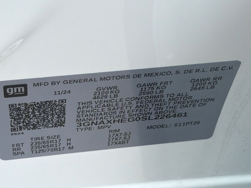 Used 2025 White Chevrolet LT image 34