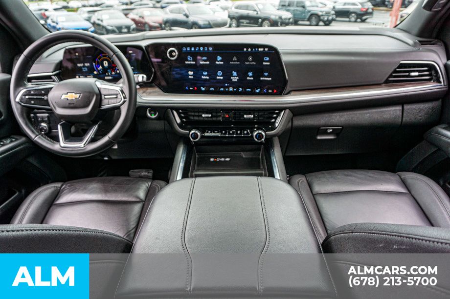 Used 2025 Gray Chevrolet LT image 28