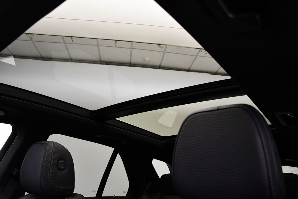 Thumbnail: 2025 Mercedes-Benz GLE - 17