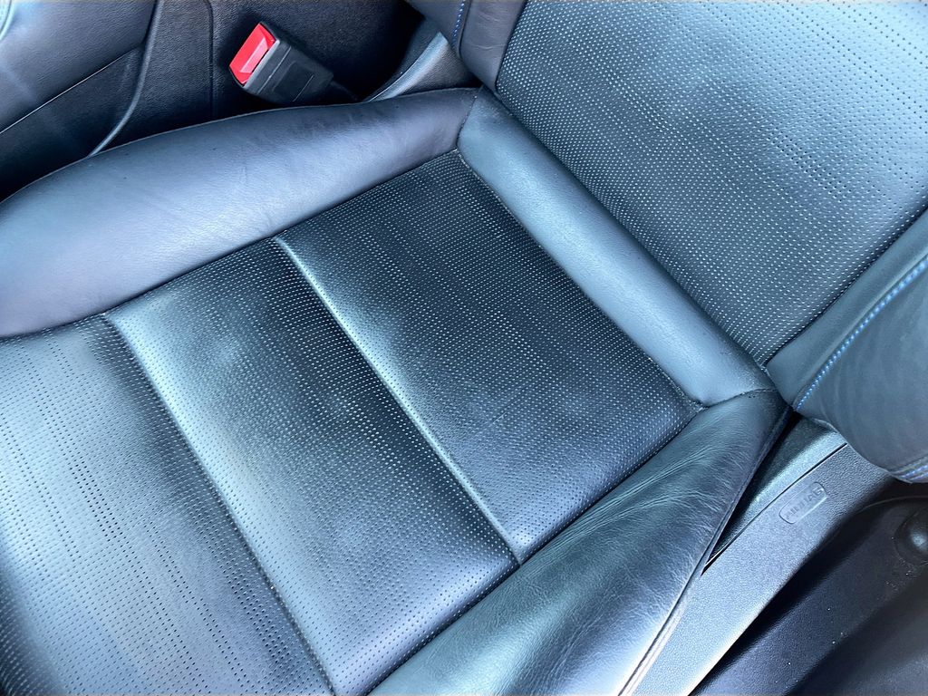 Used 2025 Green Cadillac Sport image 20