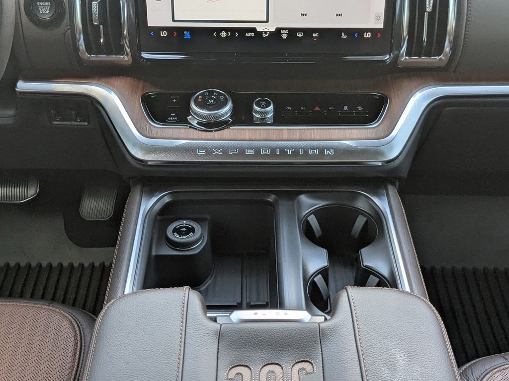 2026 Ford Expedition King Ranch