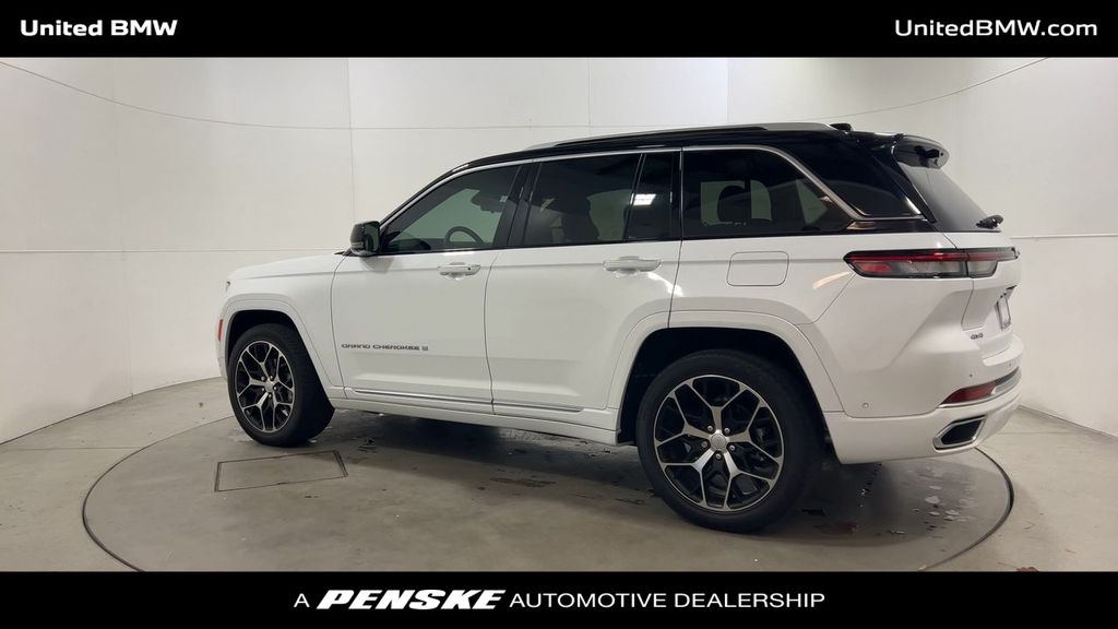 Thumbnail: 2023 Jeep Grand Cherokee - 6