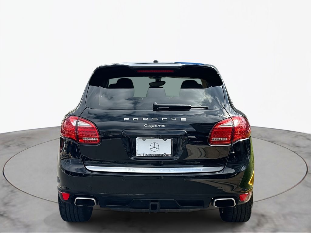 Thumbnail: 2014 Porsche Cayenne - 11