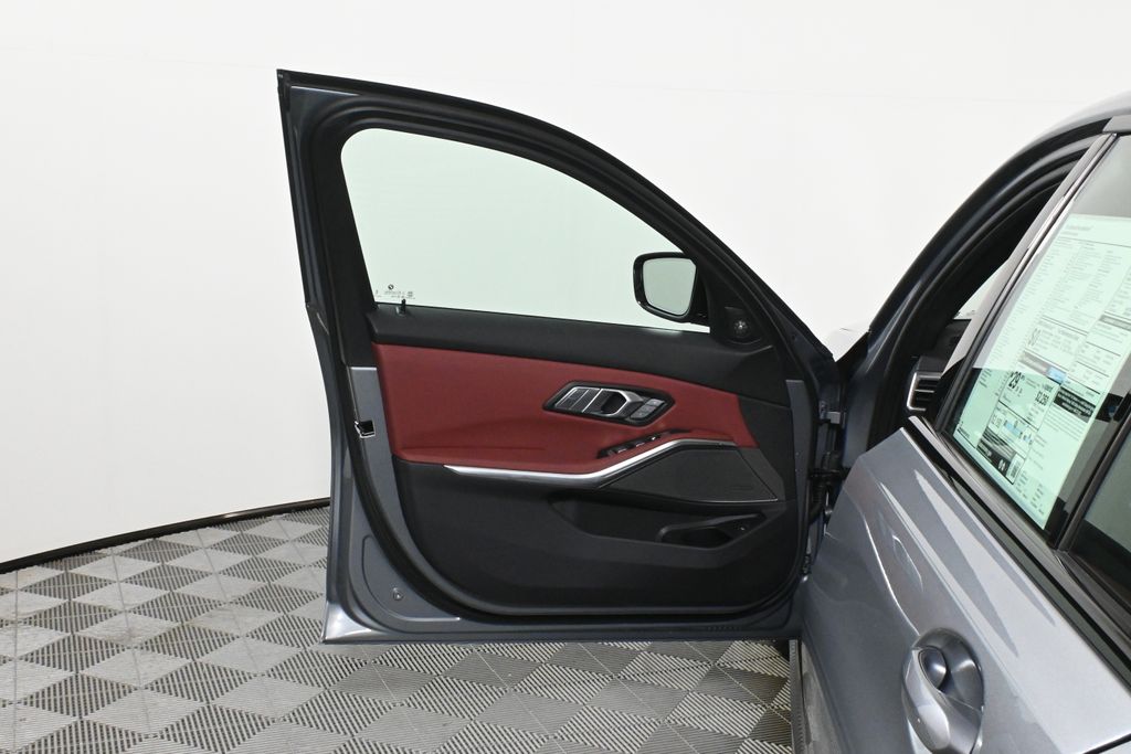 Thumbnail: 2026 BMW 3 Series - 29