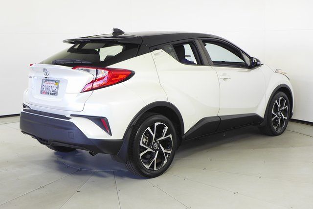 2020 Toyota C-HR XLE 7