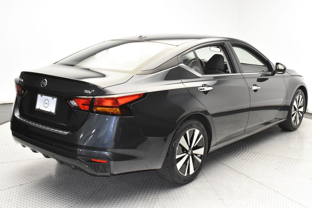 2022 Nissan Altima SV 5