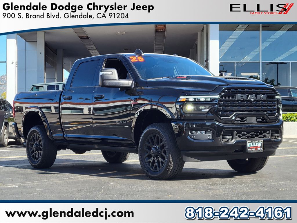 2025 RAM 2500 Limited Crew Cab 4WD