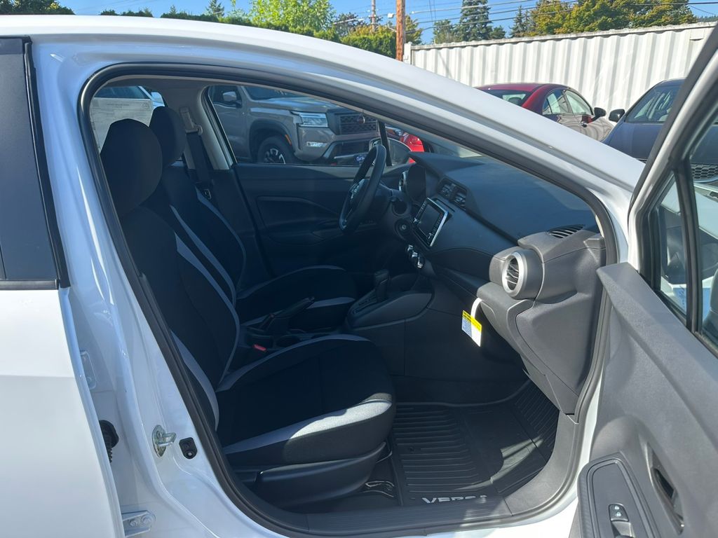 2025 Nissan Versa 1.6 S