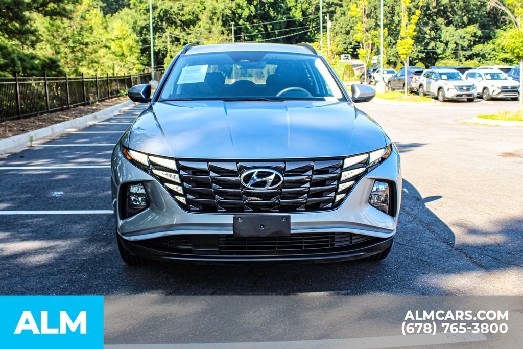 Used 2024 Silver Hyundai SEL image 10
