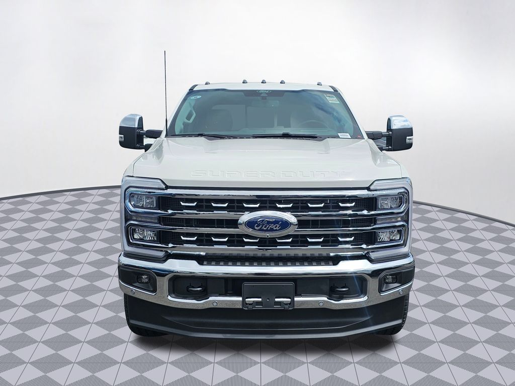 New 2025 White Ford Lariat image 2