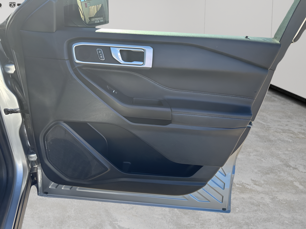 Used Car 2020 Ford Explorer  Xlt For Sale Under $25,000 In Austin, Texas